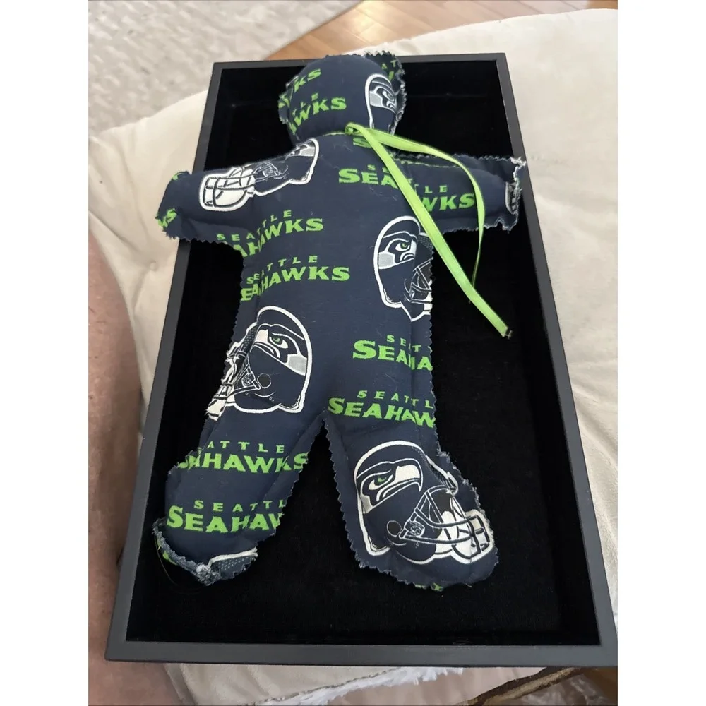 Seattle Seahawks NFL Christmas Ornament And Dammit‎ Doll.  4723